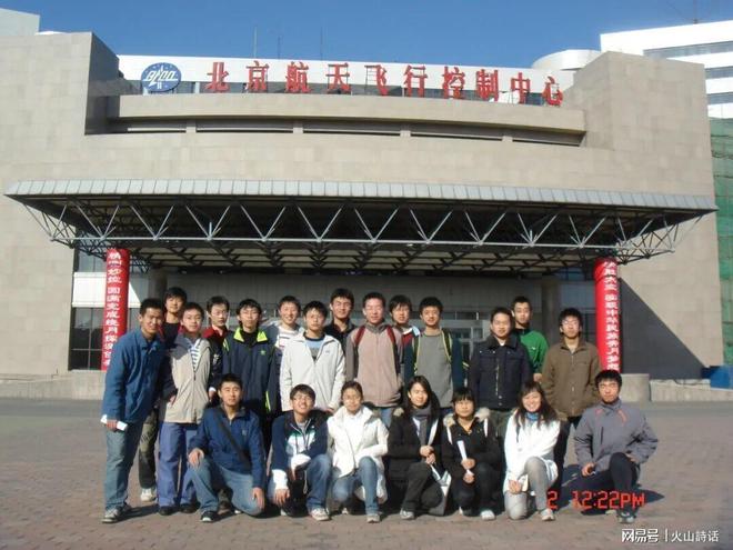1年仅200万美金!约基奇替补被裁!掘金退出老詹争夺战